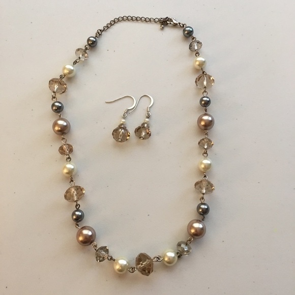 Jewelry - BEADED necklace and earrings set